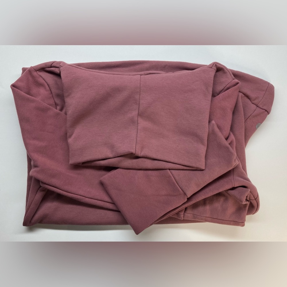 Apana Turtleneck Sweatshirt